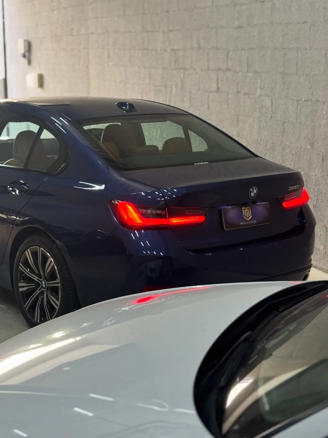 BMW 320i 2023, foto 2 de 7