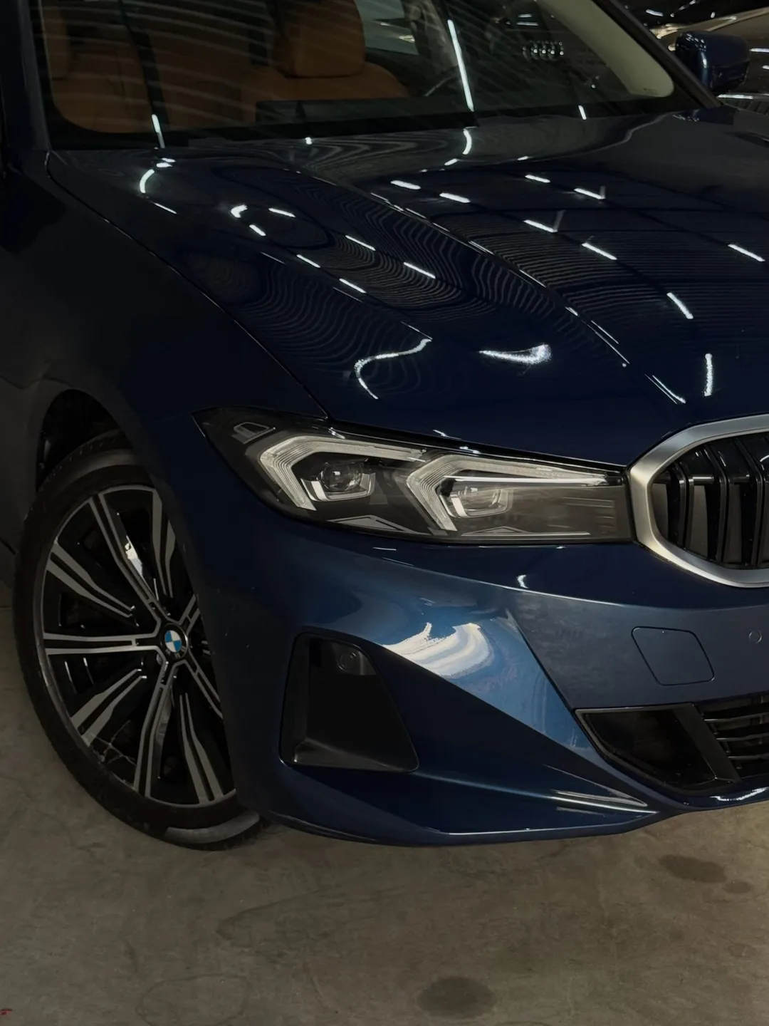 BMW 320i 2023, foto 3 de 7