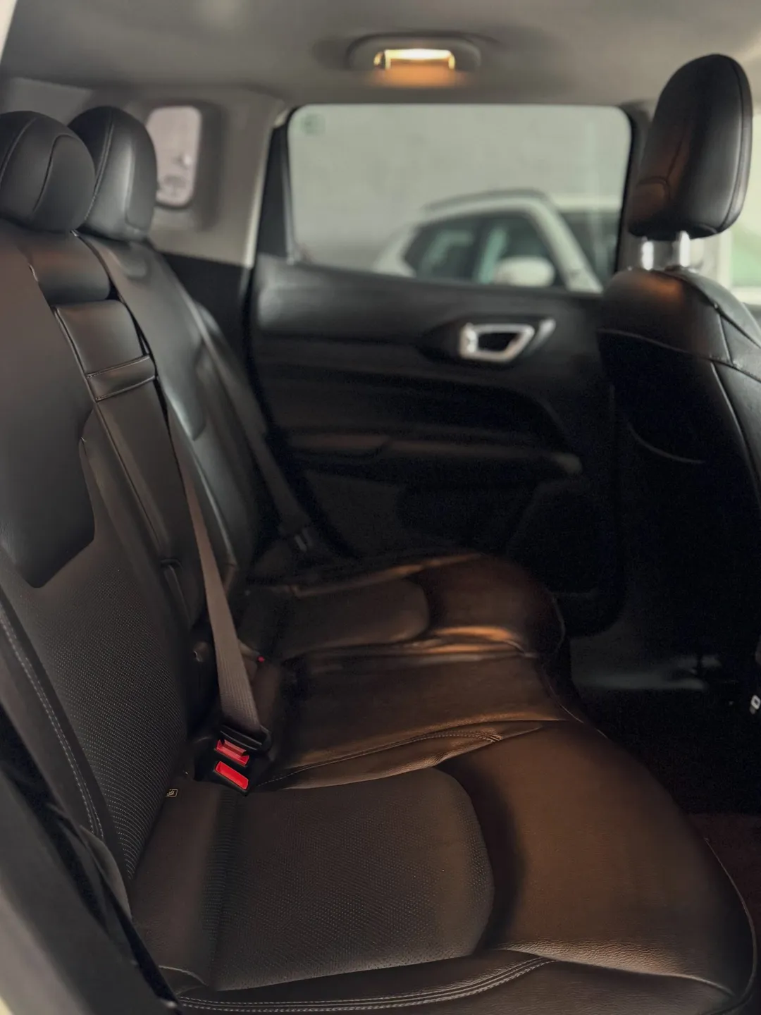 Jeep Compass 2022, foto 6 de 7