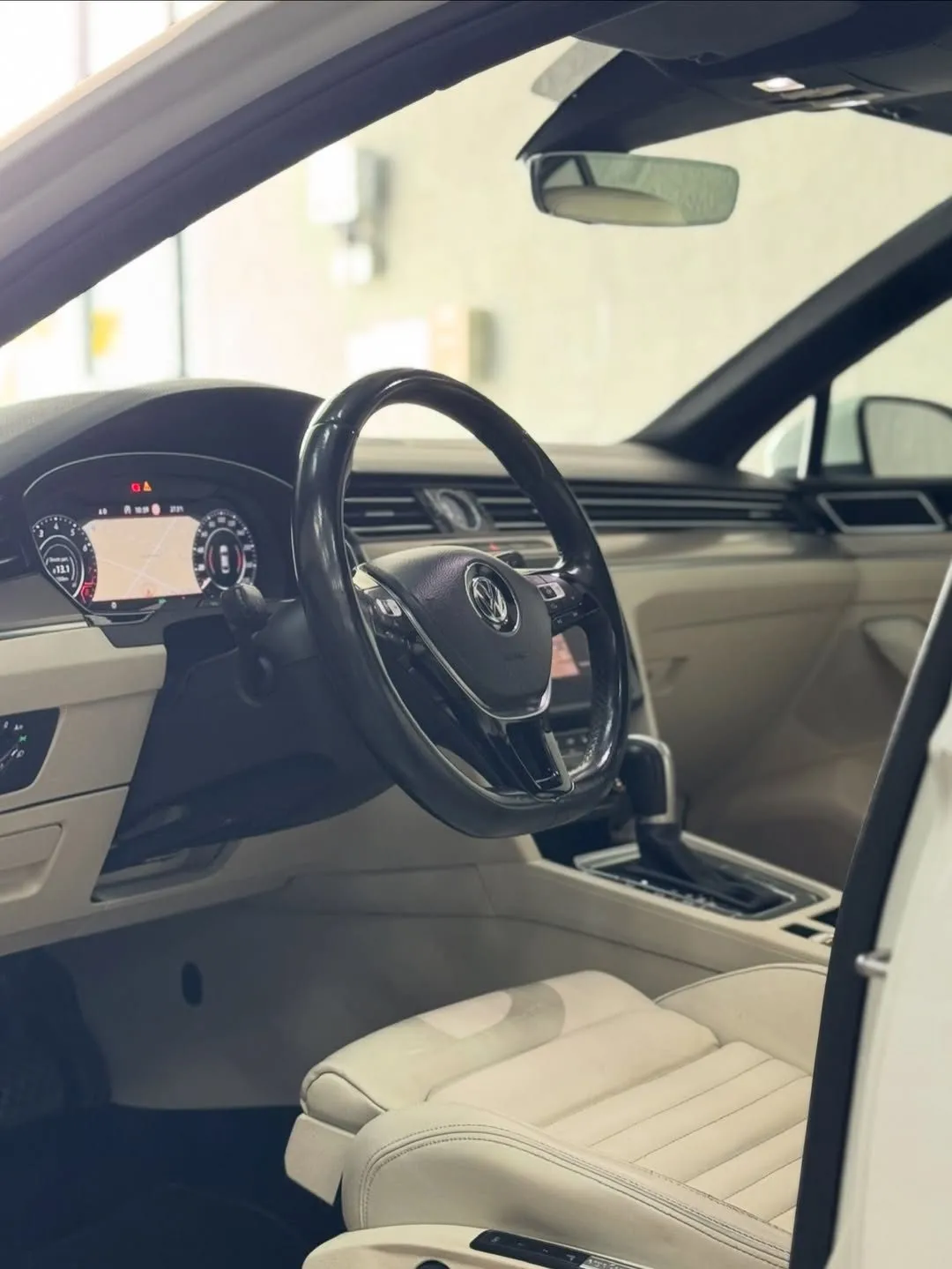 Volkswagen Passat 2018, foto 4 de 7